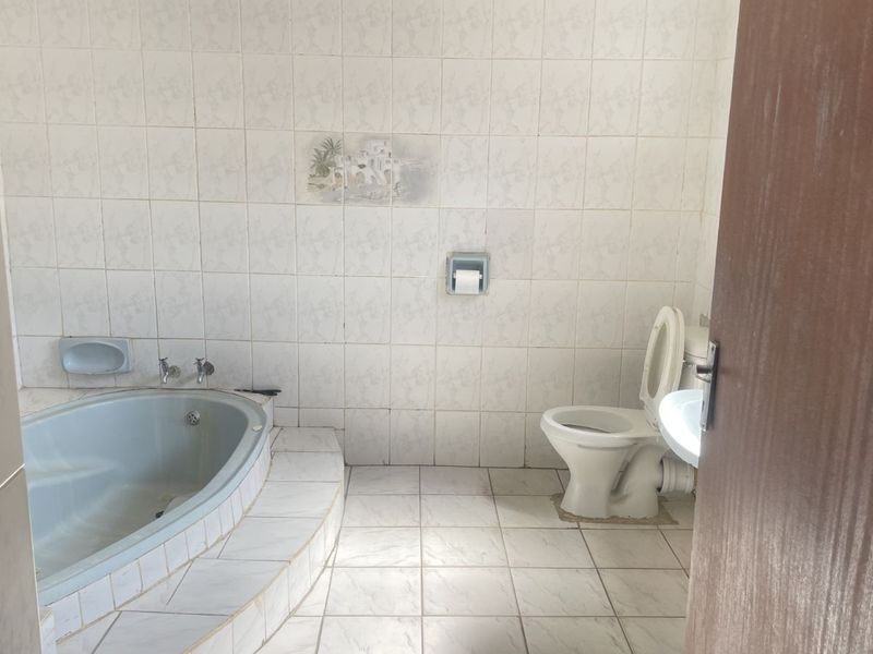 House For Sale in Bloemhof Central - Photo 9