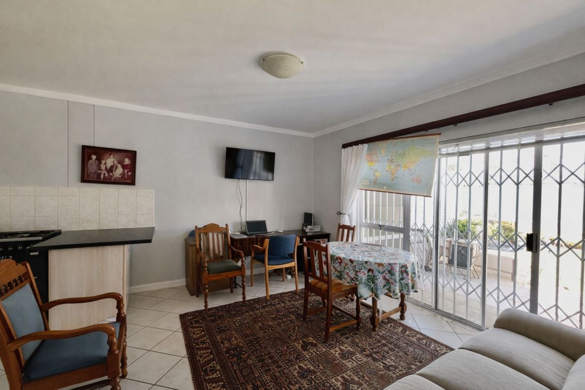 Apartment For Sale in Reebok - Photo 2