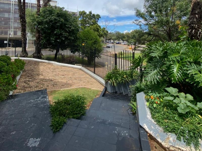 Office To Rent in Bedfordview Central - Photo 4