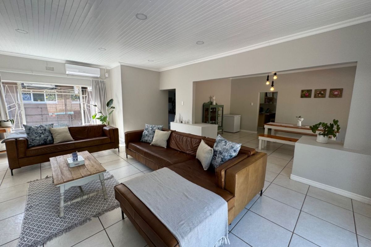 House For Sale in El Toro Park - Photo 2