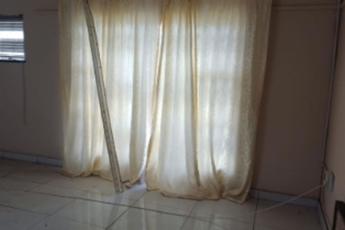 House For Sale in Bedelia - Photo 2