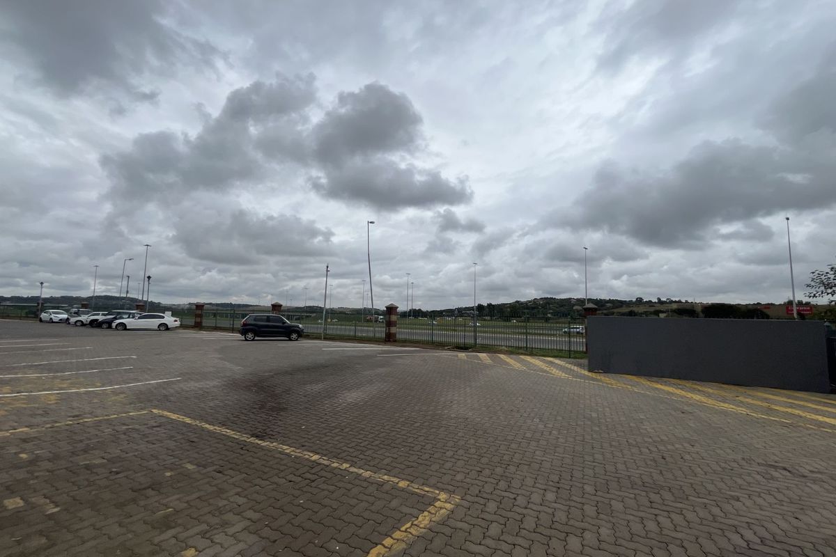 Office To Rent in Route 21 Business Park - Photo 2