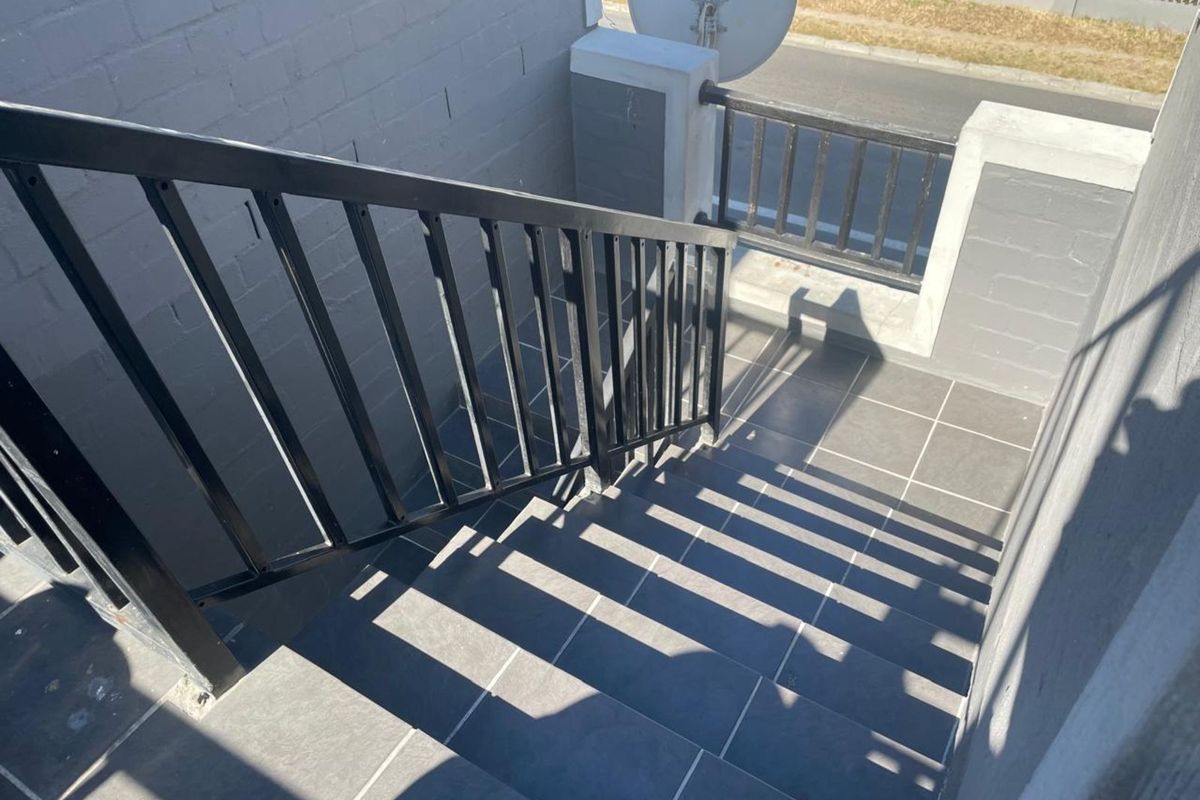 Apartment For Sale in Parklands - Photo 2
