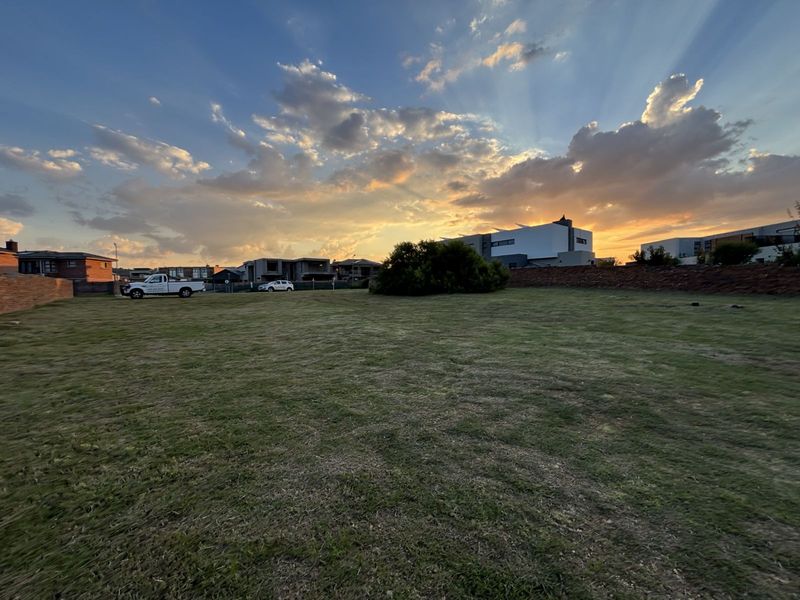 Vacant Land Residential For Sale in Six Fountains Residential Estate - Photo 5