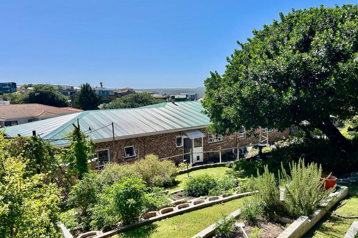 House For Sale in Stilbaai Wes - Photo 4