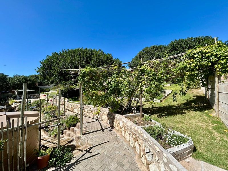 House For Sale in Stilbaai Wes - Photo 6