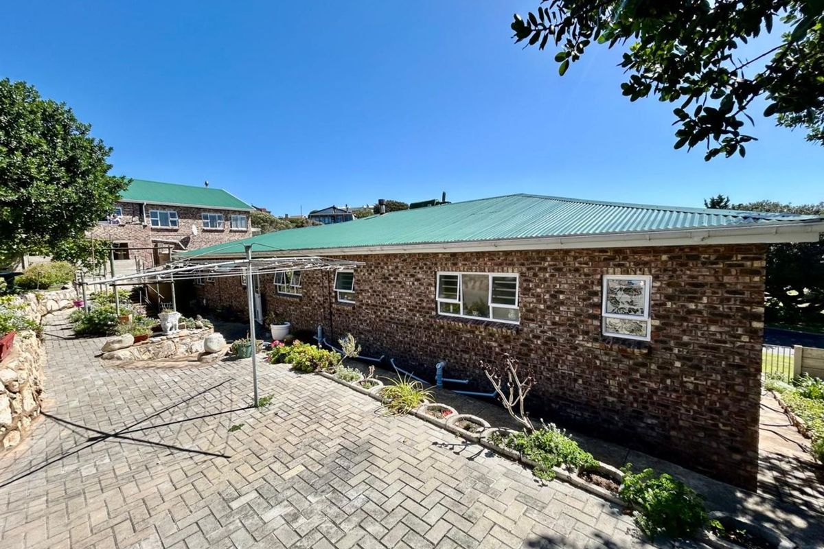 House For Sale in Stilbaai Wes - Photo 3