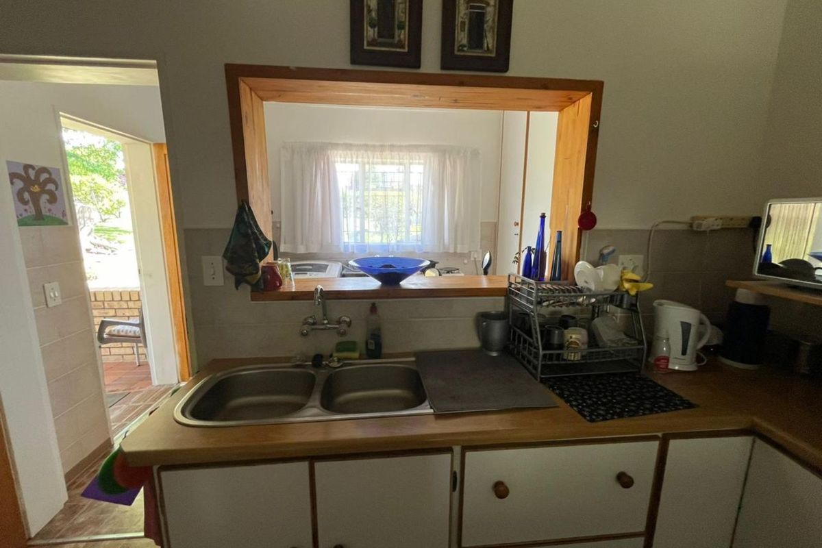 Townhouse For Sale in Marquard Central - Photo 4