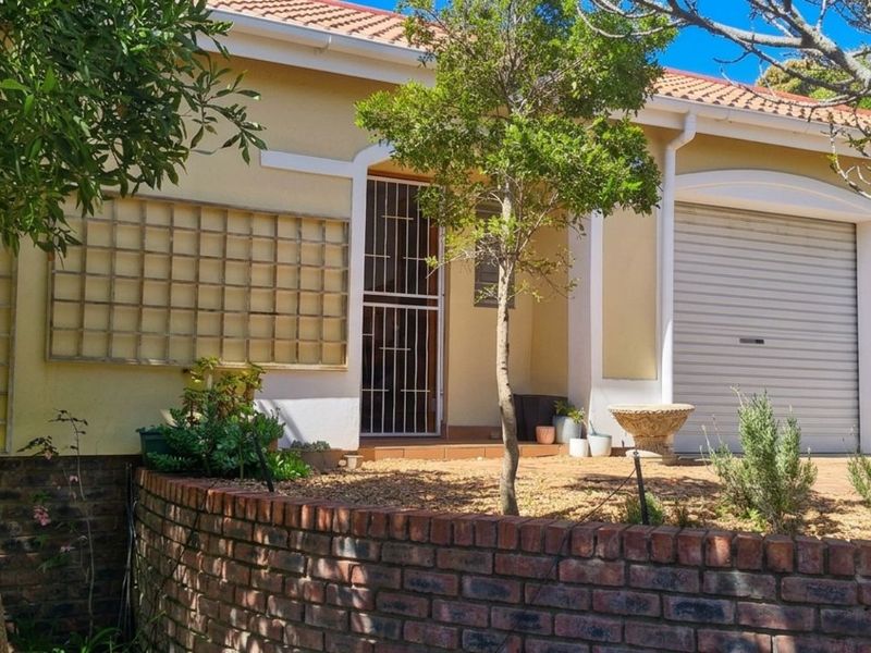 House For Sale in Stilbaai Wes - Photo 2