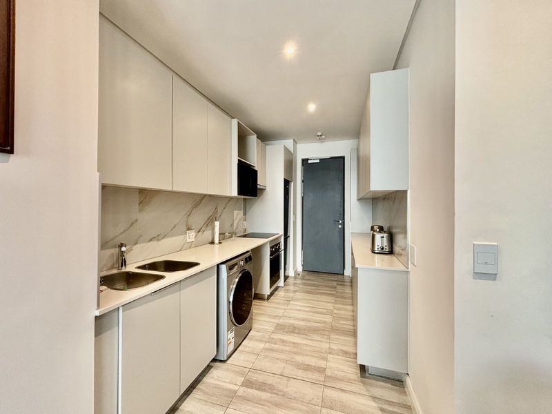 Apartment For Sale in Menlyn - Photo 2