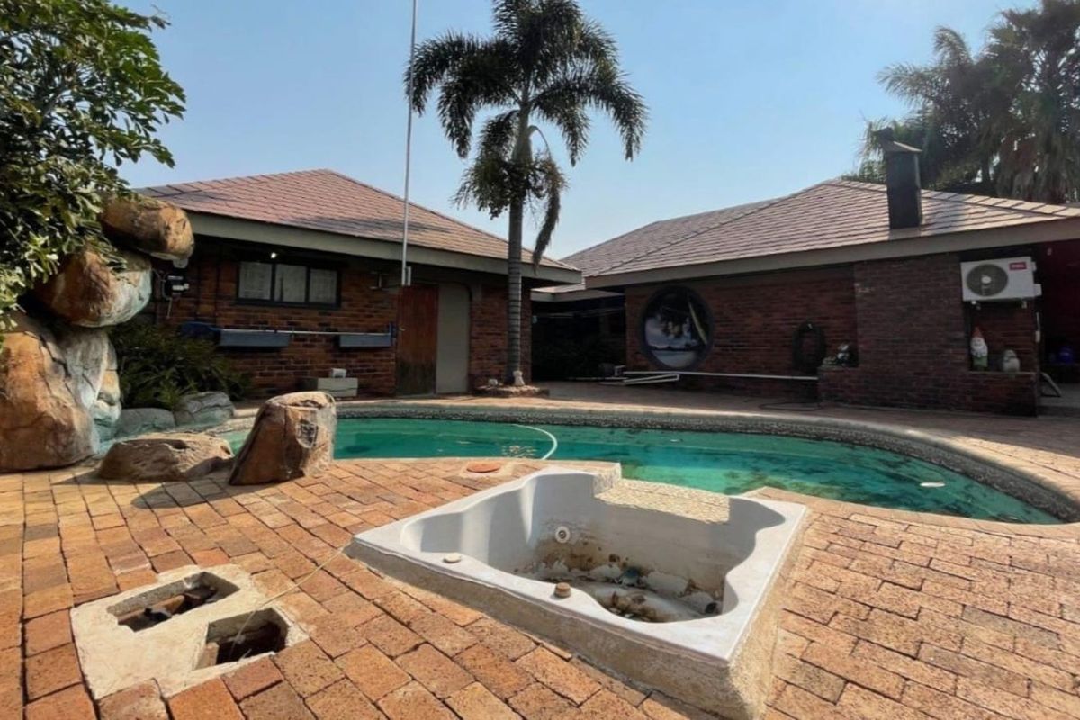 House For Sale in Sterpark - Photo 5