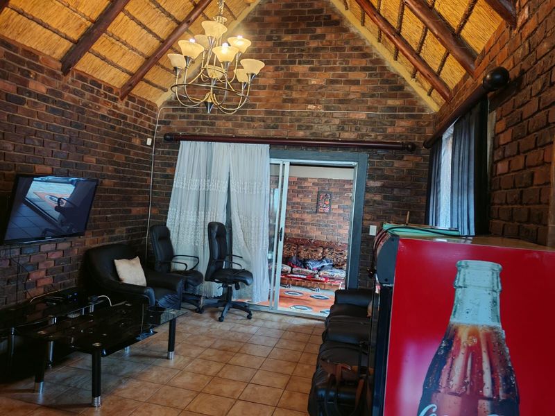 House For Sale in Sterpark - Photo 8