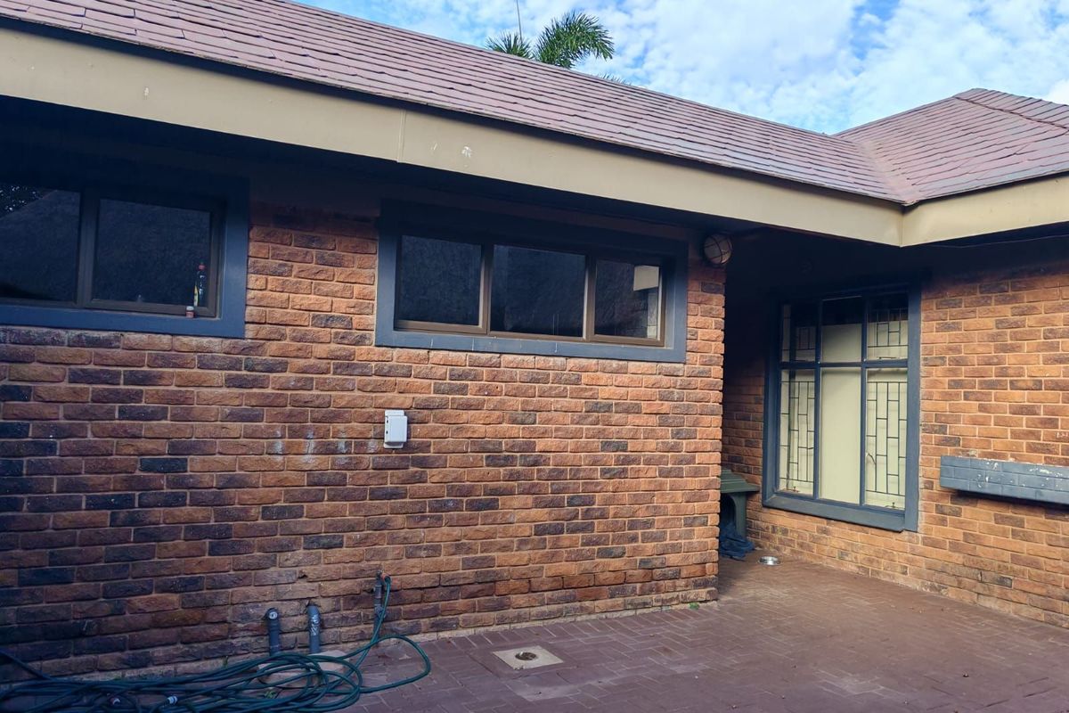 House For Sale in Sterpark - Photo 4