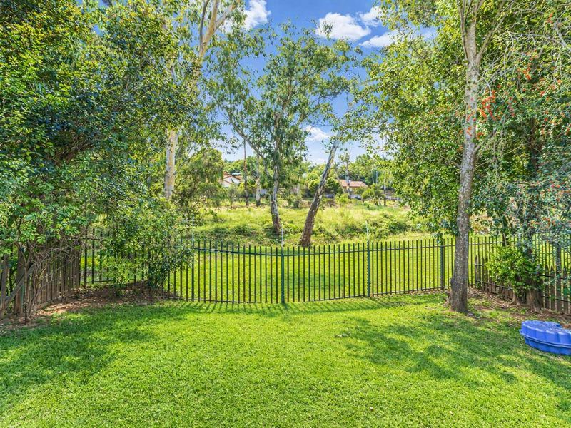 Townhouse For Sale in Douglasdale - Photo 7