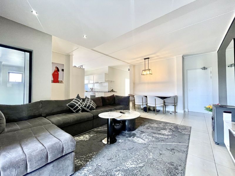 Apartment For Sale in Waterfall - Photo 4