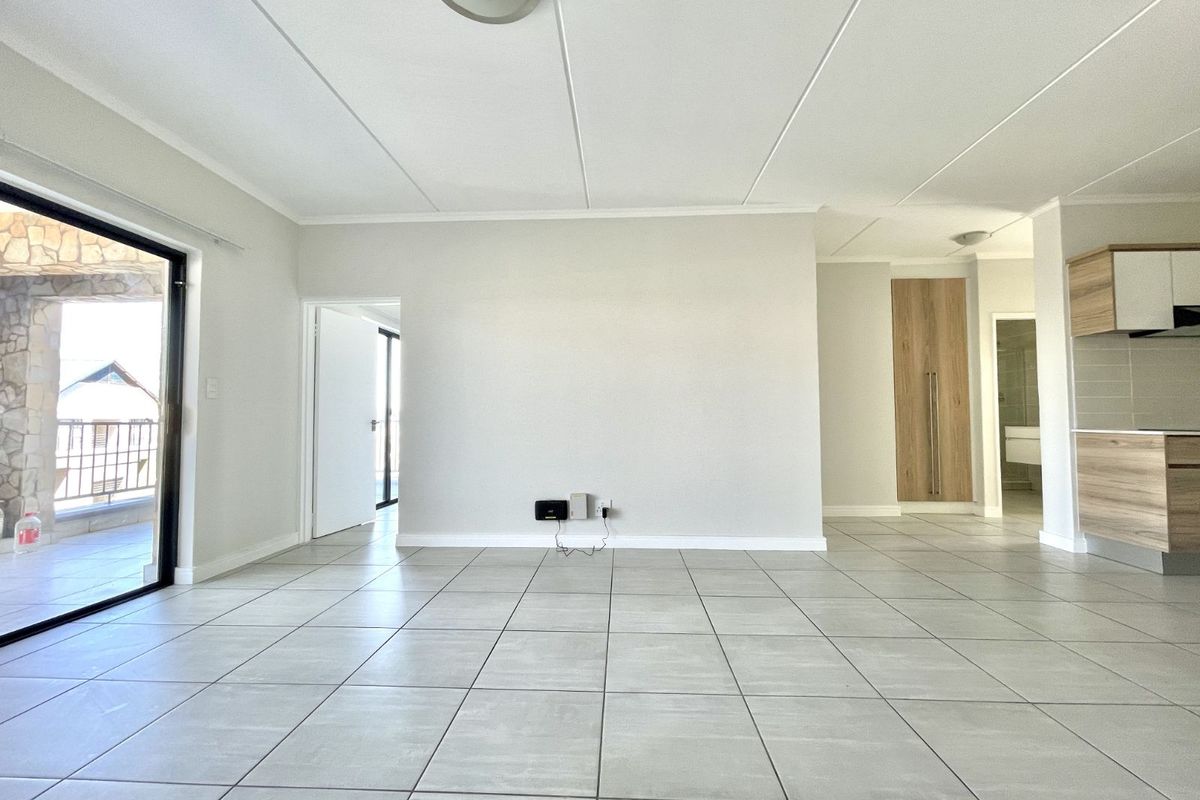 Apartment For Sale in Waterfall - Photo 3