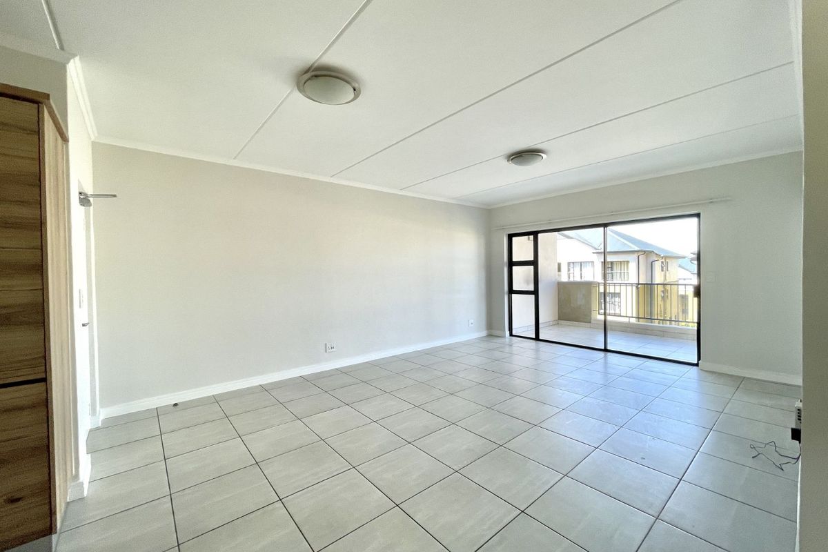 Apartment For Sale in Waterfall - Photo 5