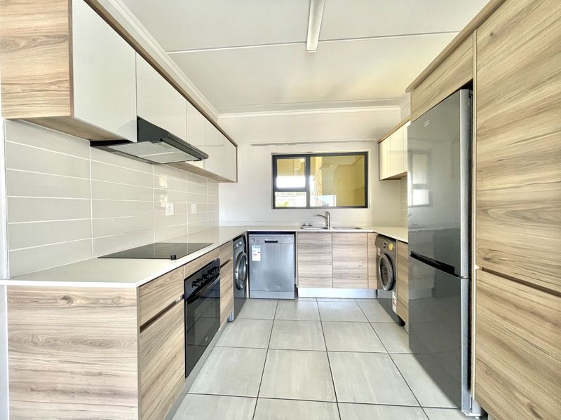Apartment For Sale in Waterfall - Photo 9