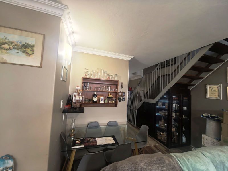 House For Sale in Lyttelton Manor - Photo 5