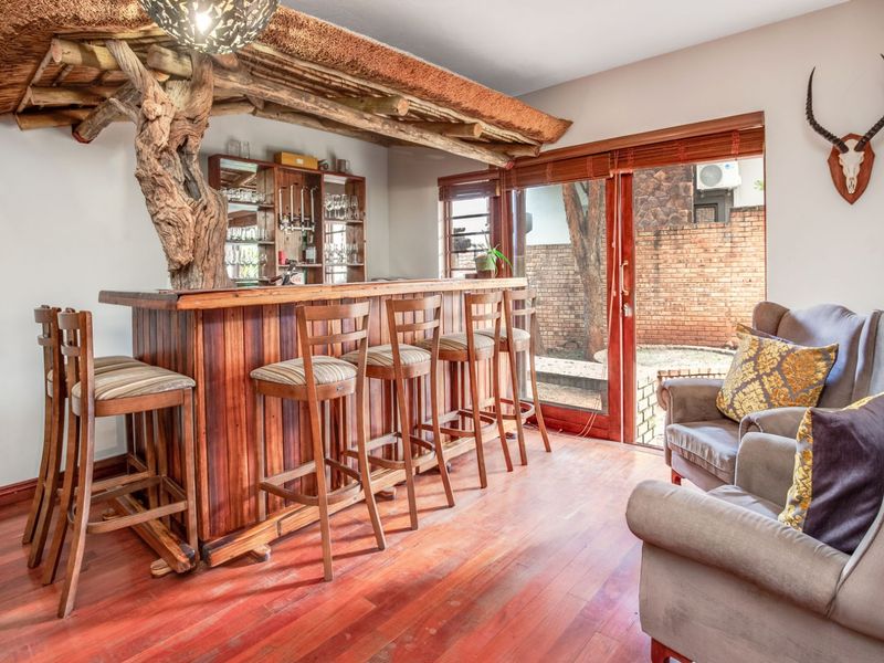 House For Sale in Featherbrooke Estate - Photo 8