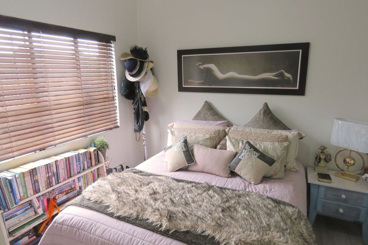 Apartment For Sale in Die Hoewes - Photo 4