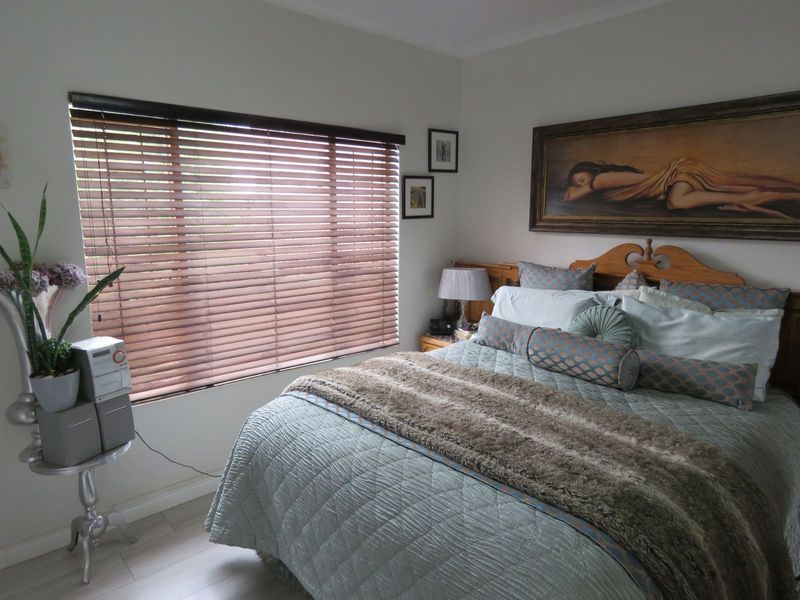 Apartment For Sale in Die Hoewes - Photo 5