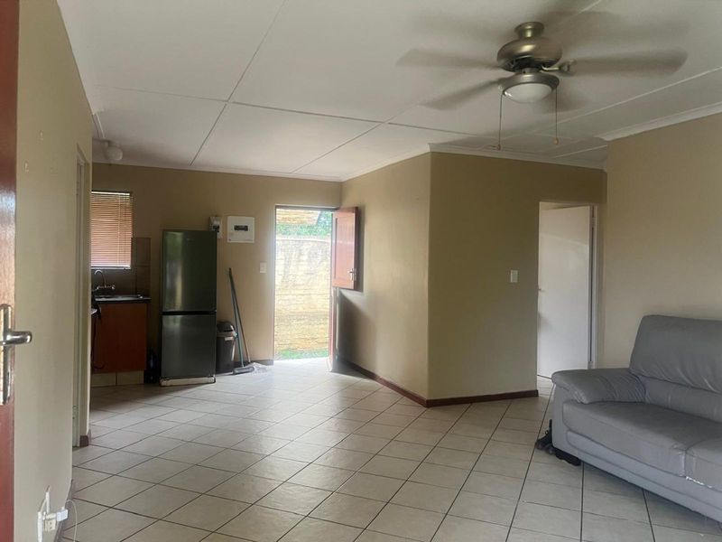 Apartment For Sale in Empangeni Central - Photo 3