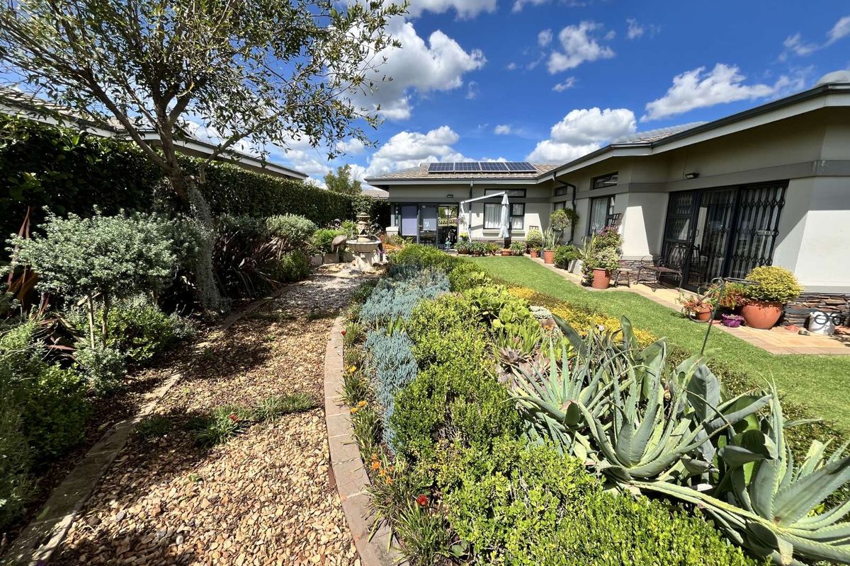 House For Sale in Eastlands Mature Lifestyle Estate - Photo 2