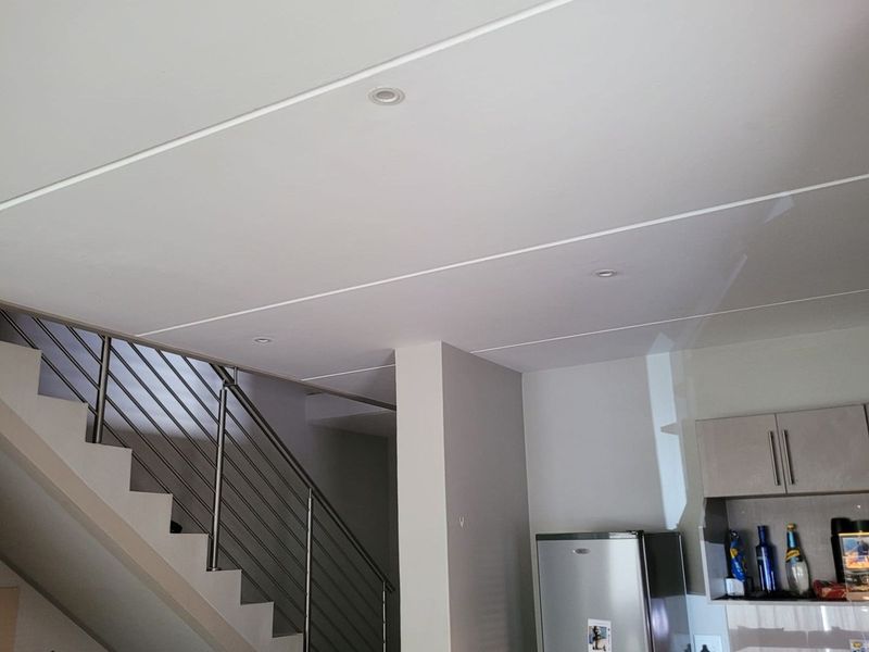 House For Sale in Jackaroo Park - Photo 7