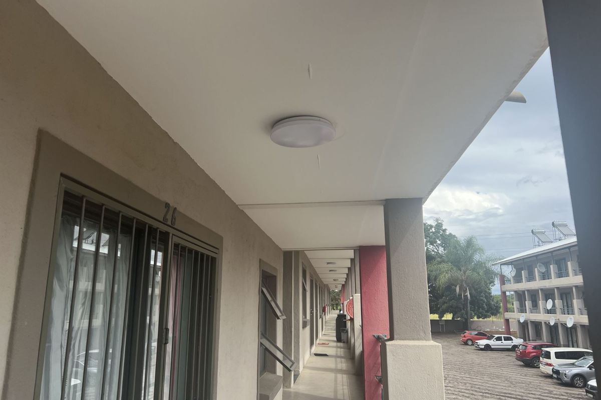 Apartment For Sale in Annadale - Photo 5