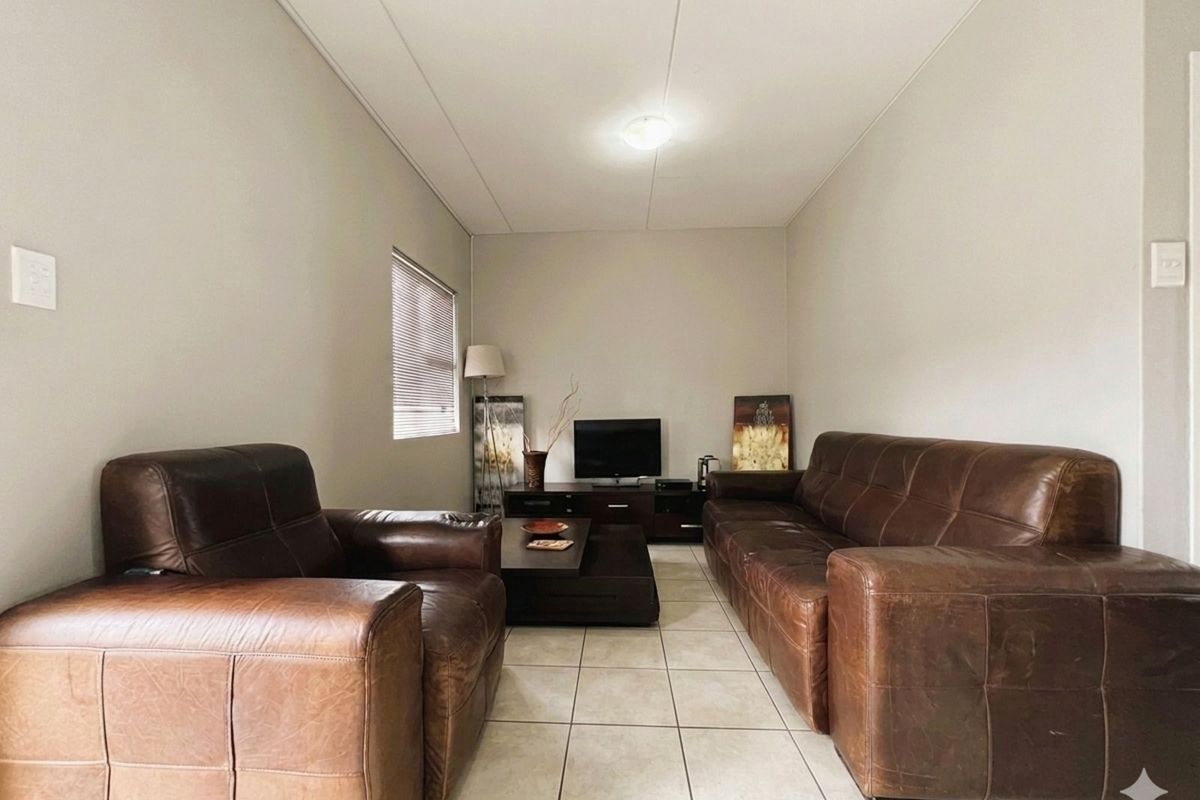 Apartment For Sale in Annadale - Photo 2