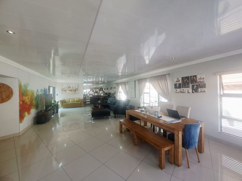 House For Sale in Eersterust - Photo 9