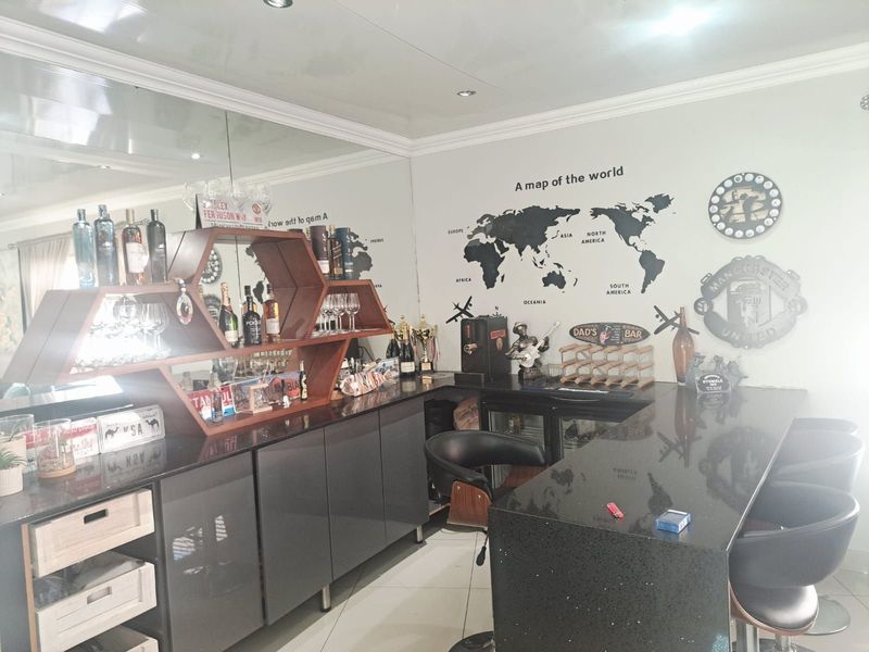 House For Sale in Eersterust - Photo 8