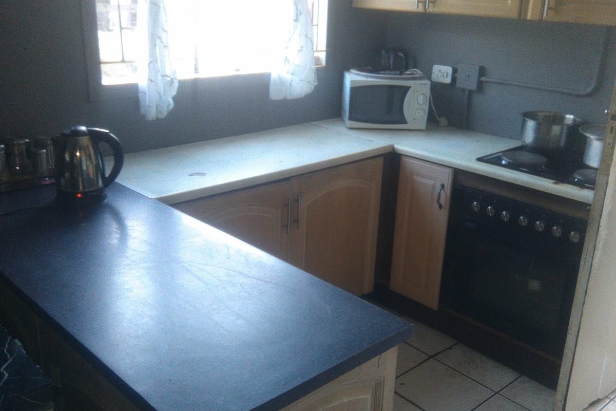 House For Sale in Eersterust - Photo 3