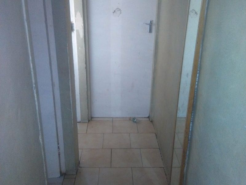 House For Sale in Eersterust - Photo 6