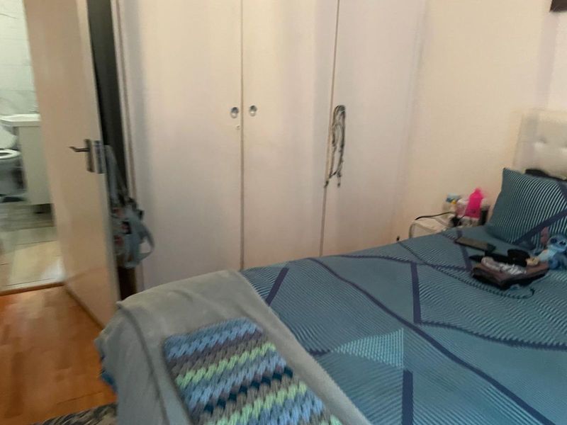 House For Sale in Douglasdale - Photo 9