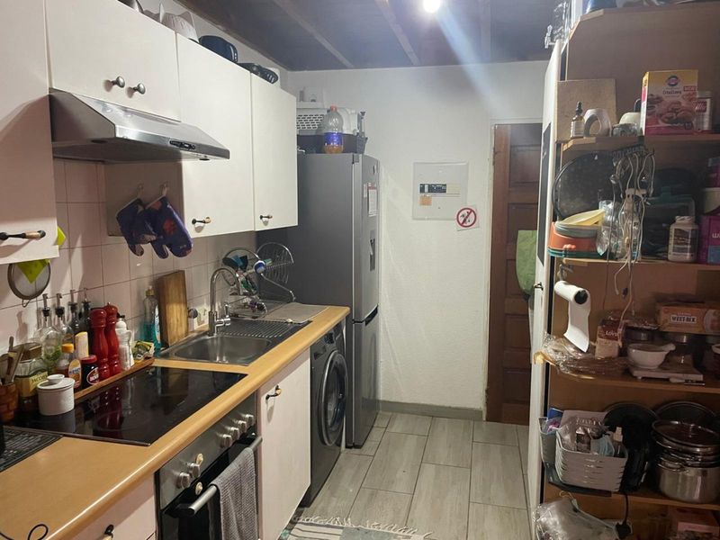 House For Sale in Douglasdale - Photo 5