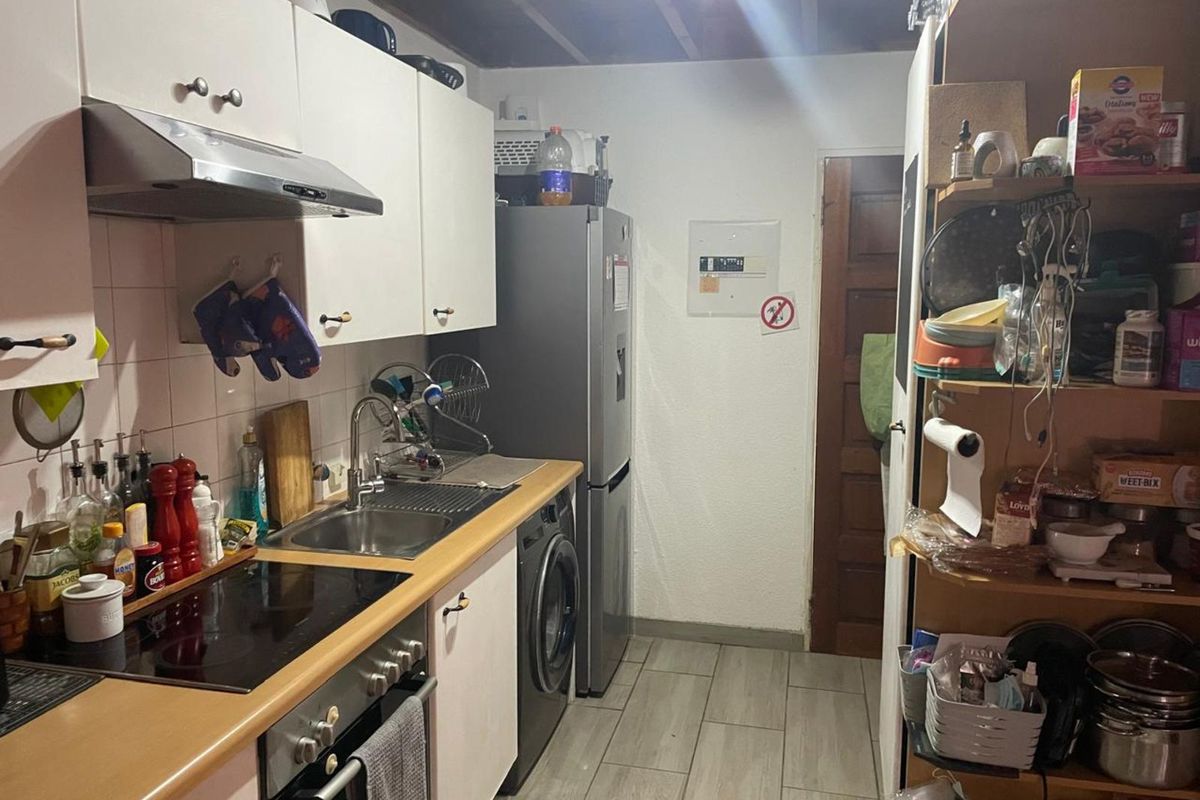 House For Sale in Douglasdale - Photo 5