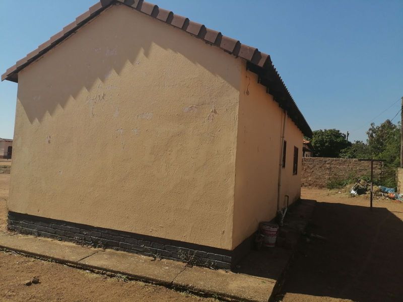 House To Rent in Temba Central - Photo 6