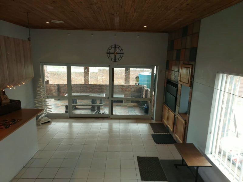 House For Sale in Newton Park - Photo 5