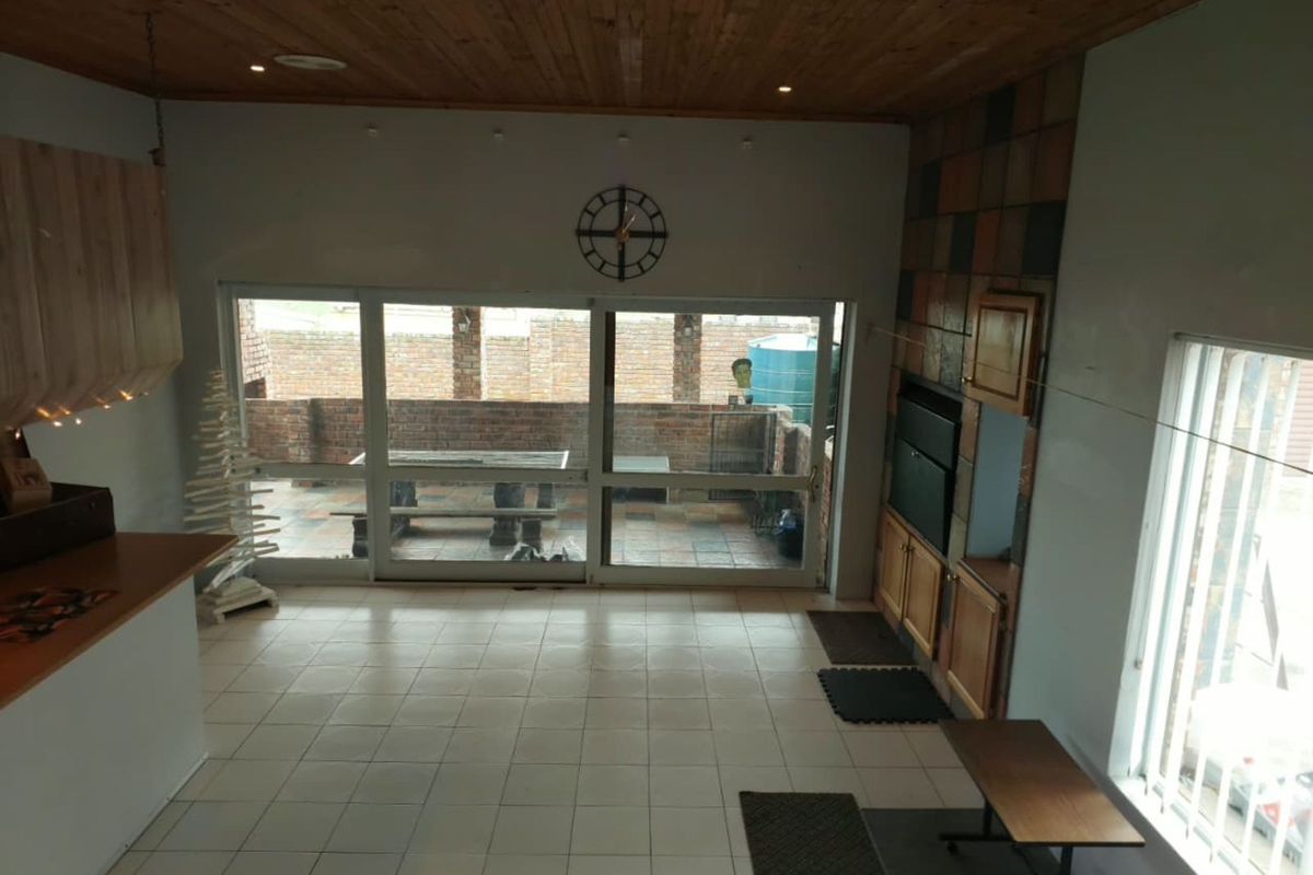 House For Sale in Newton Park - Photo 5