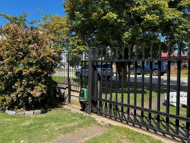 House For Sale in Volksrust Central - Photo 4