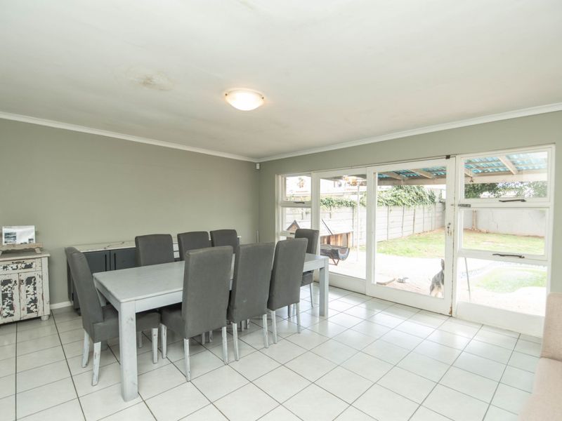 House For Sale in Newton Park - Photo 10