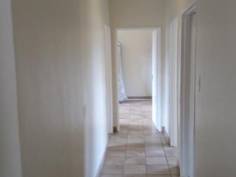 Townhouse For Sale in Kuruman Central - Photo 5
