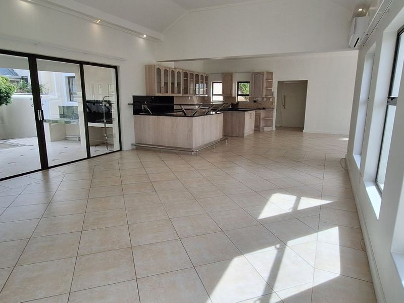 House To Rent in Schonenberg - Photo 10