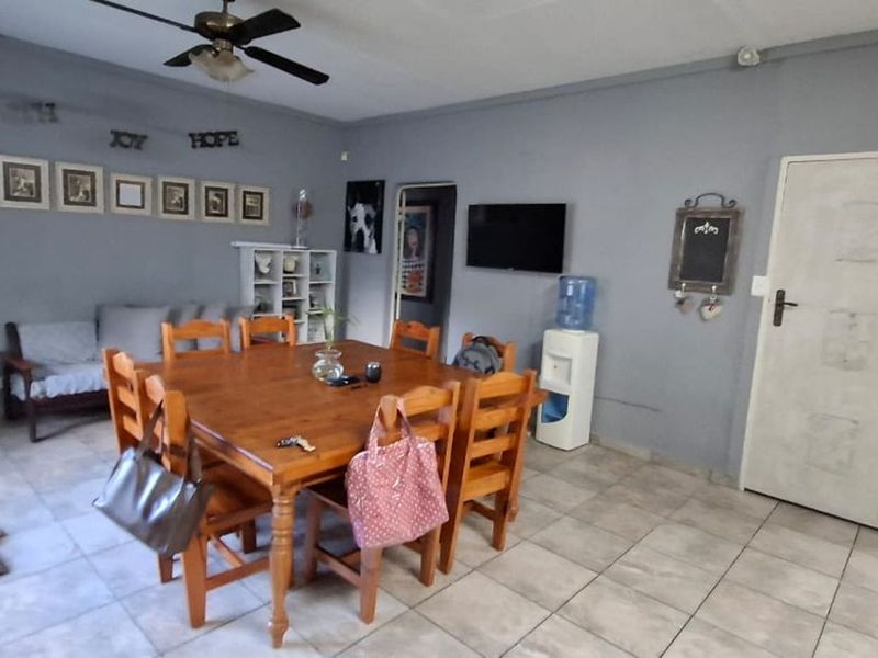 House For Sale in Sterpark - Photo 8