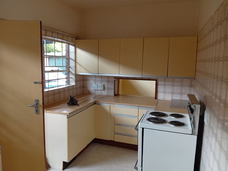 Apartment For Sale in Bester - Photo 5