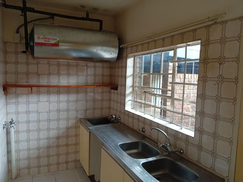 Apartment For Sale in Bester - Photo 6