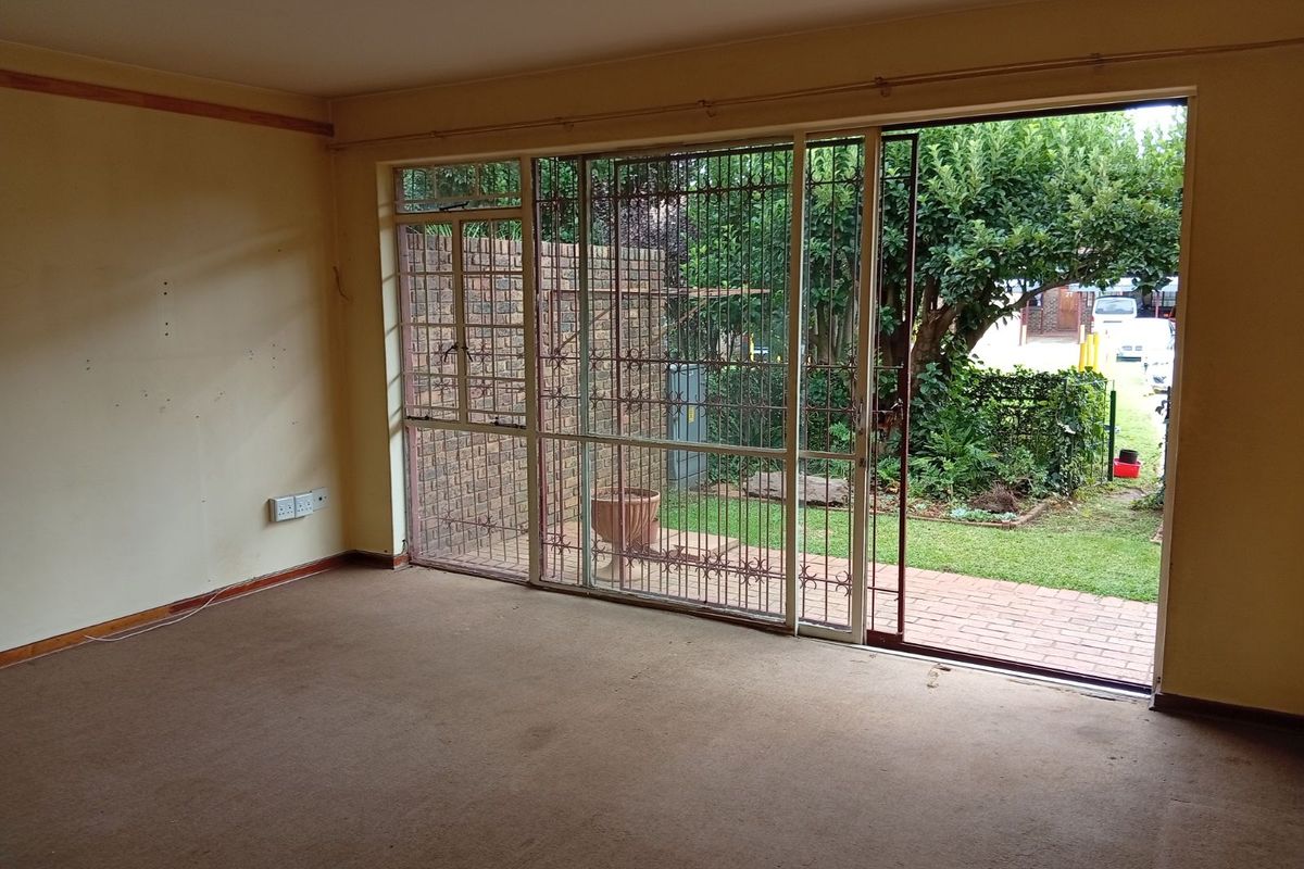 Apartment For Sale in Bester - Photo 3