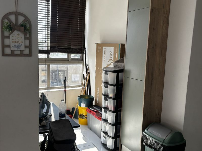 Apartment For Sale in Braamfontein - Photo 4